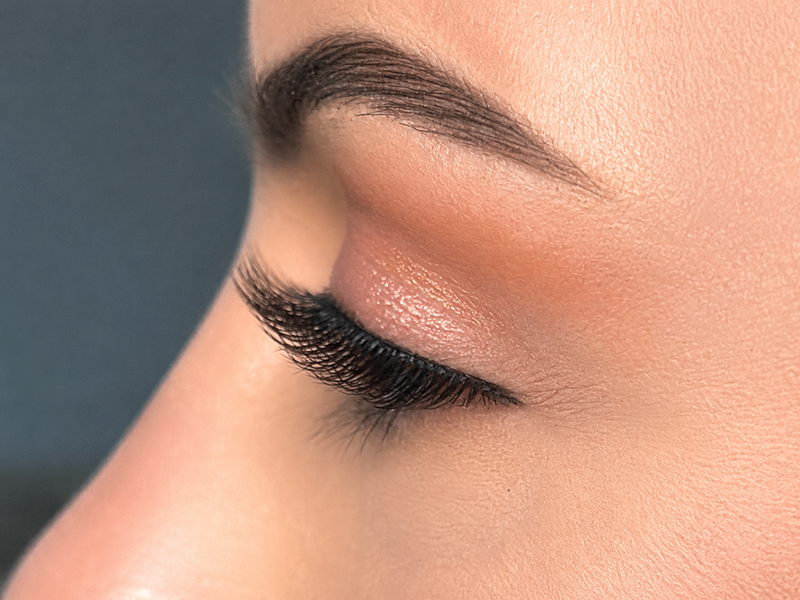 3D SELF-ADHESIVE EYELASHES - VERY DEMURE
