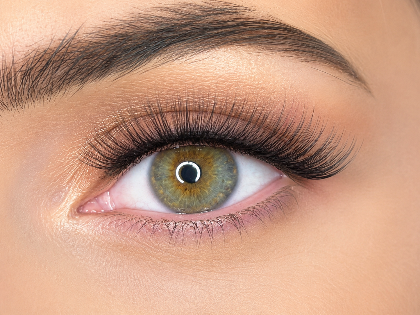 SELBSTKLEBENDE WIMPERN 3D - NE SOYEZ PAS TIMIDE