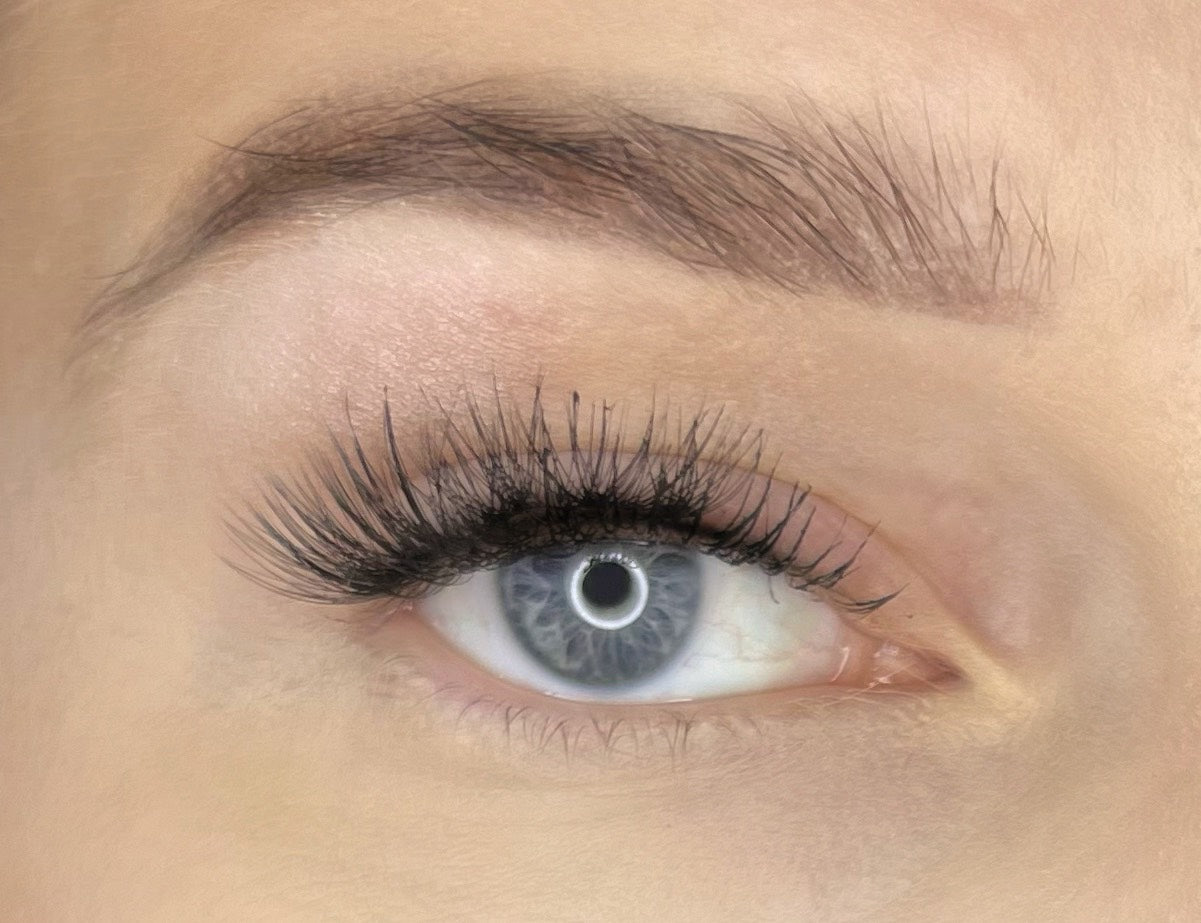 10D SINGLE EYELASHES - 8mm